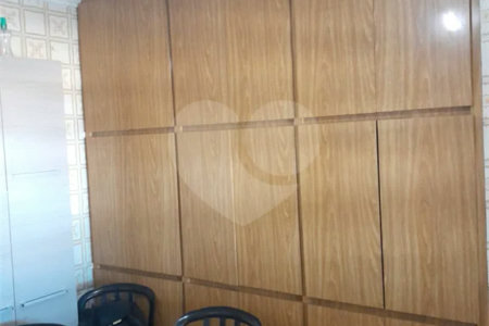 Sobrado à venda com 6 quartos, sendo 1 suíte,  em Vila Maria Alta, São Paulo, SP
