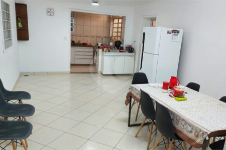 Sobrado à venda com 15 quartos, sendo 1 suíte, em Vila Aurora (zona Norte), São Paulo, SP