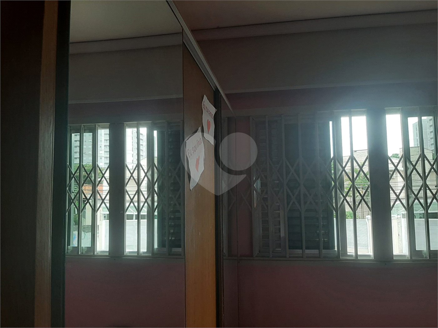 Sobrado à venda com 4 quartos, sendo 2 suítes, em Tremembé, São Paulo, SP