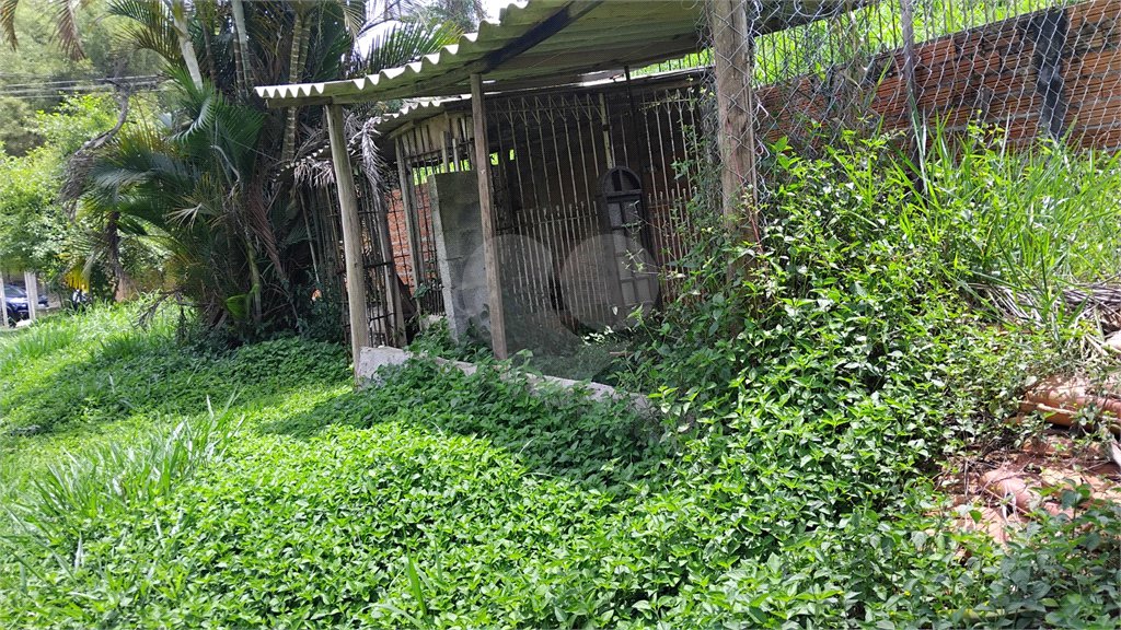 Chácara à venda com 2 quartos em Vila Caputera, Mogi das Cruzes, SP