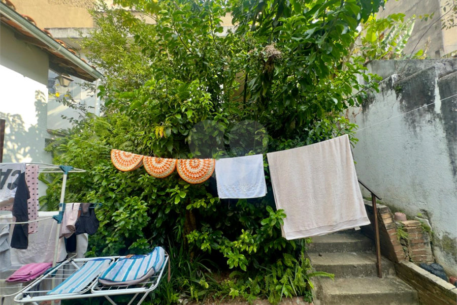 Casa à venda com 3 quartos em Horto, São Paulo, SP