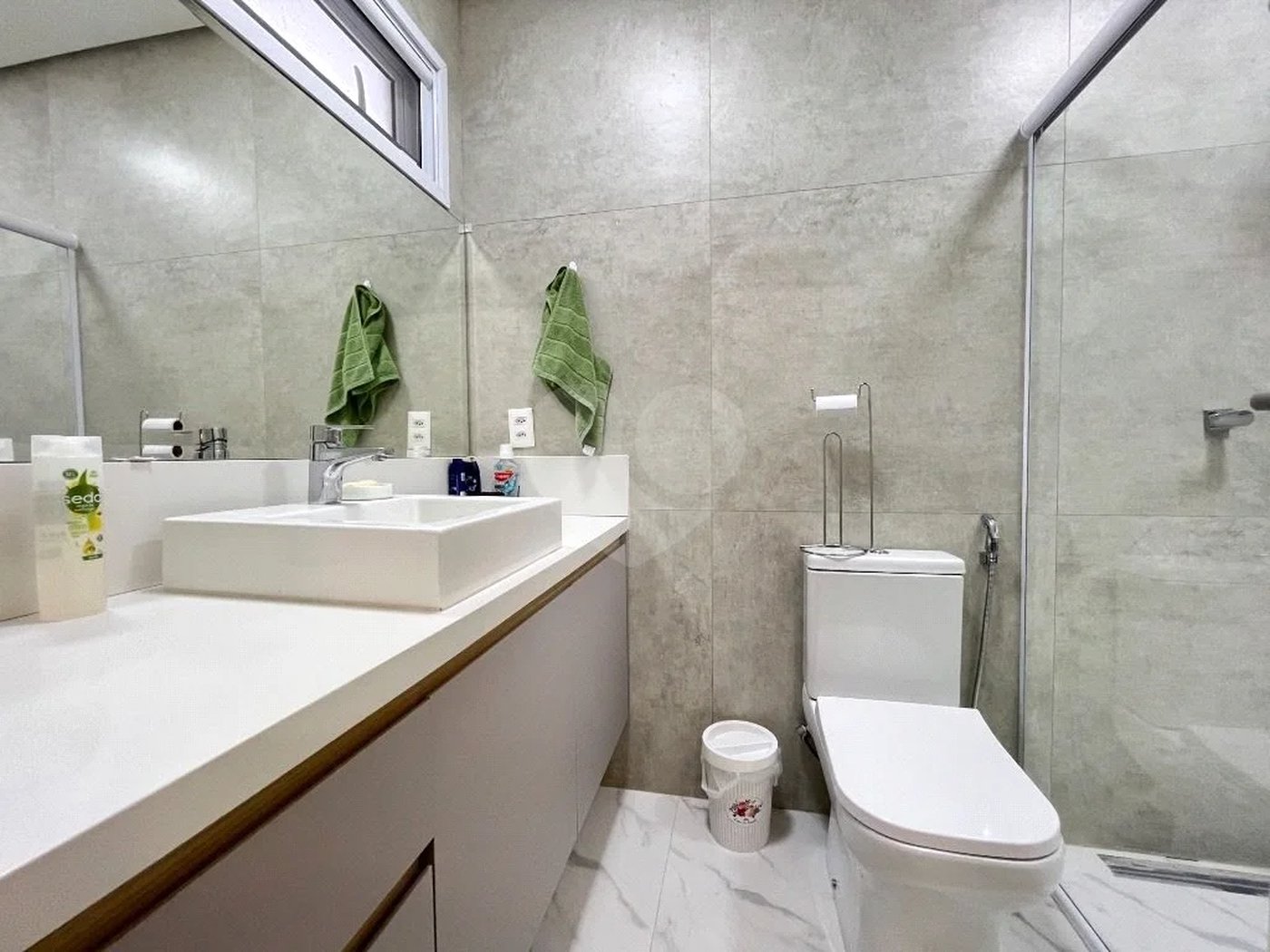 Casa à venda com 5 quartos, sendo 4 suítes, em Riviera de São Lourenço, Bertioga, SP