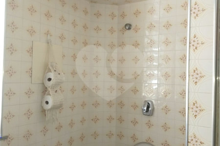 Sobrado à venda com 4 quartos em Sumaré, São Paulo, SP