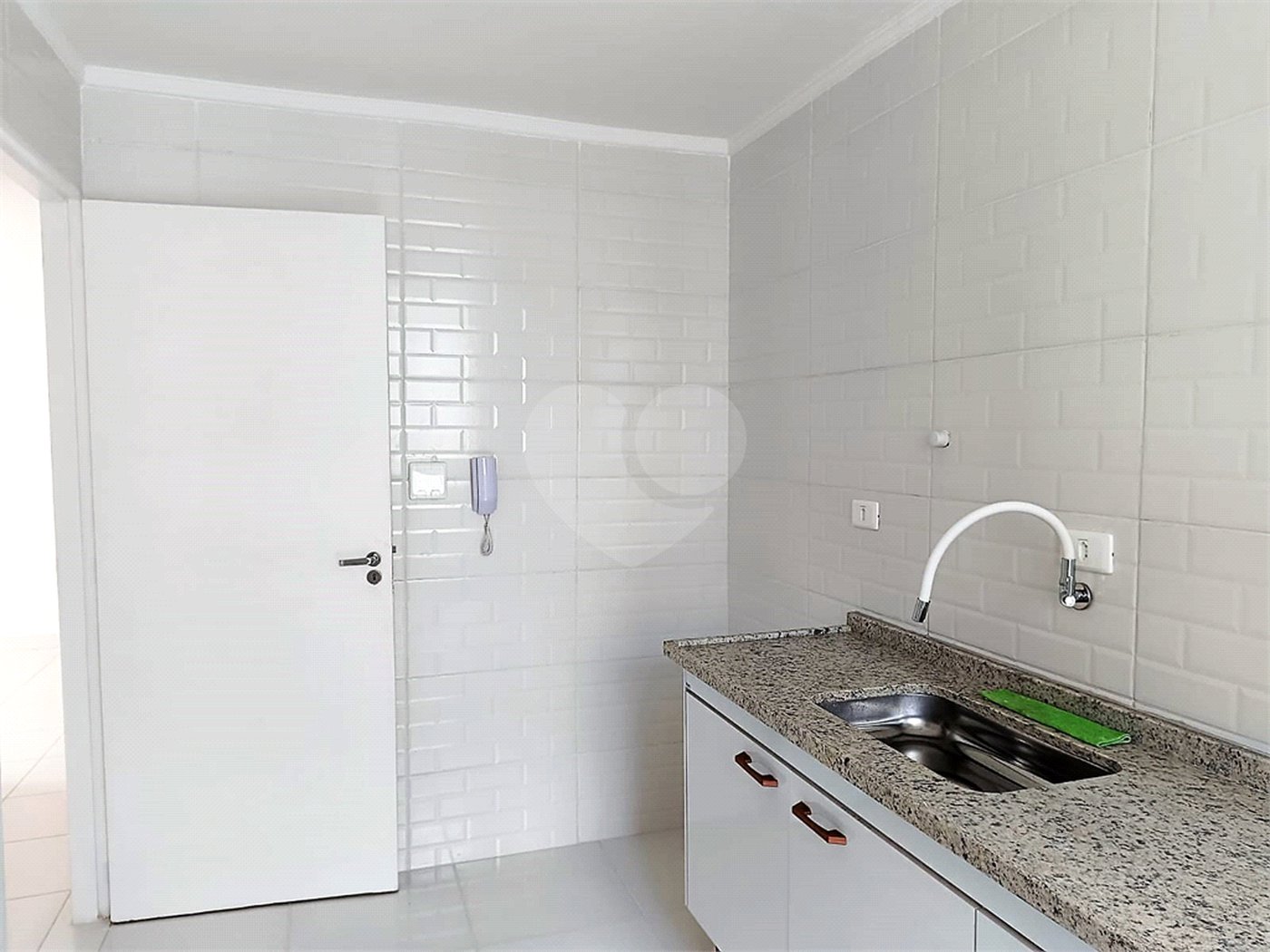 Apartamento à venda com 2 quartos em Vila Pompéia, São Paulo, SP