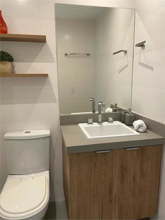 Apartamento à venda com 1 quarto em Jardim das Acácias, São Paulo, SP