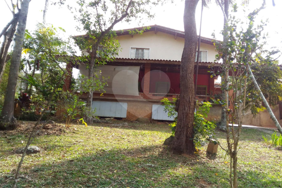 Casa à venda com 3 quartos, sendo 1 suíte,  em Jundiaizinho (terra Preta), Mairiporã, SP