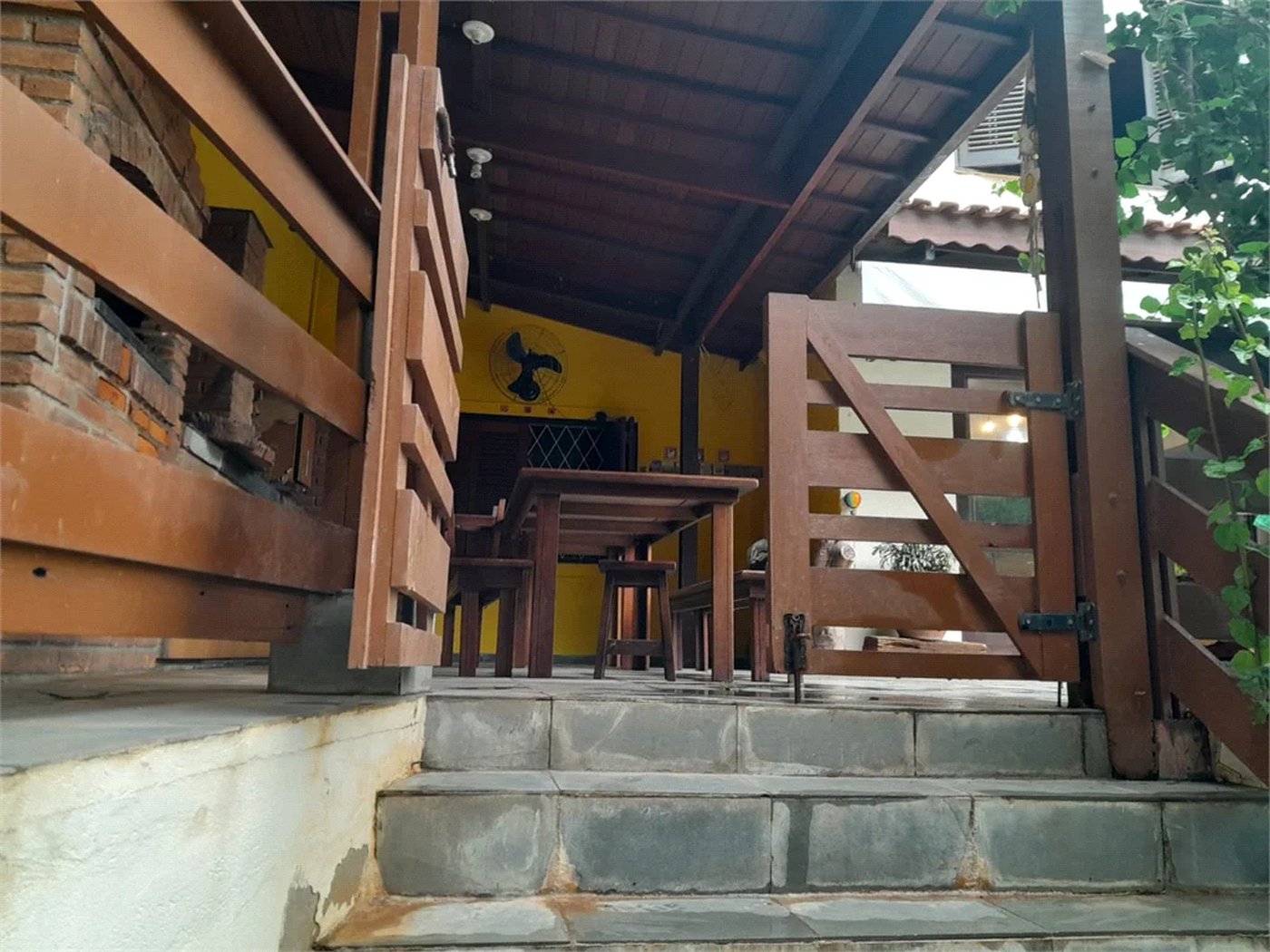 Sobrado à venda com 6 quartos, sendo 3 suítes,  em Rolinópolis, São Paulo, SP