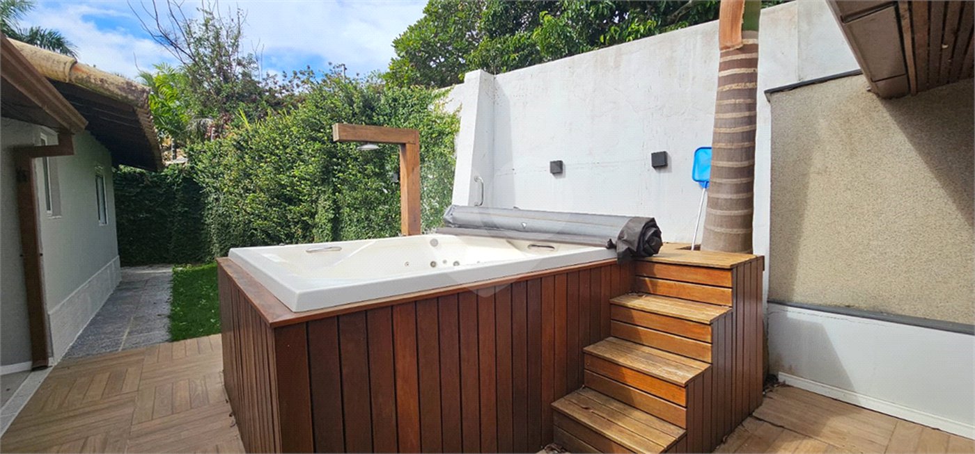 Casa à venda com 4 suítes em Praia Rasa, Armação dos Búzios, RJ