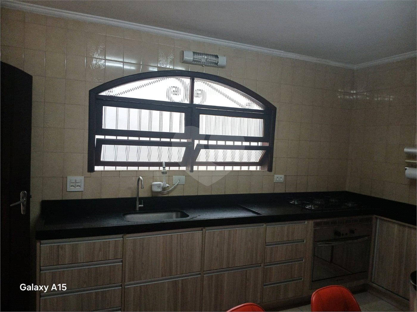Sobrado à venda com 3 quartos, sendo 1 suíte,  em Tremembé, São Paulo, SP