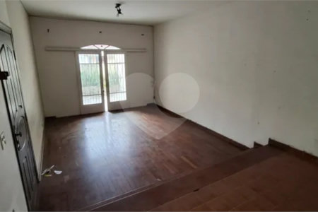 Sobrado à venda com 3 quartos, sendo 1 suíte, em Jardim Bonfiglioli, São Paulo, SP