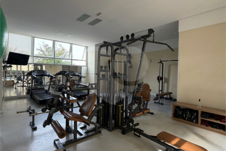 Apartamento à venda com 3 quartos, sendo 1 suíte, em Jardim Aeroporto, São Paulo, SP