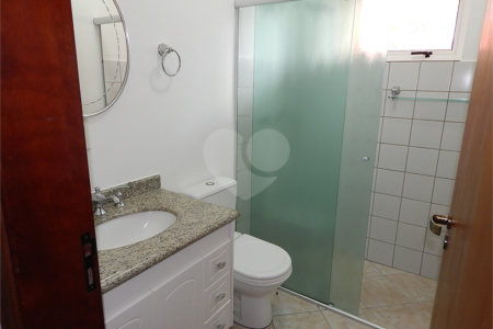 Casa à venda com 3 quartos, sendo 1 suíte, no condomínio Alpes de Vinhedo, Vinhedo - SP