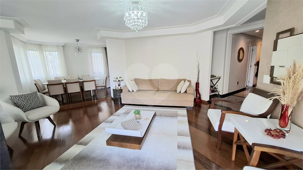 Apartamento à venda com 3 suítes em Santana, São Paulo, SP