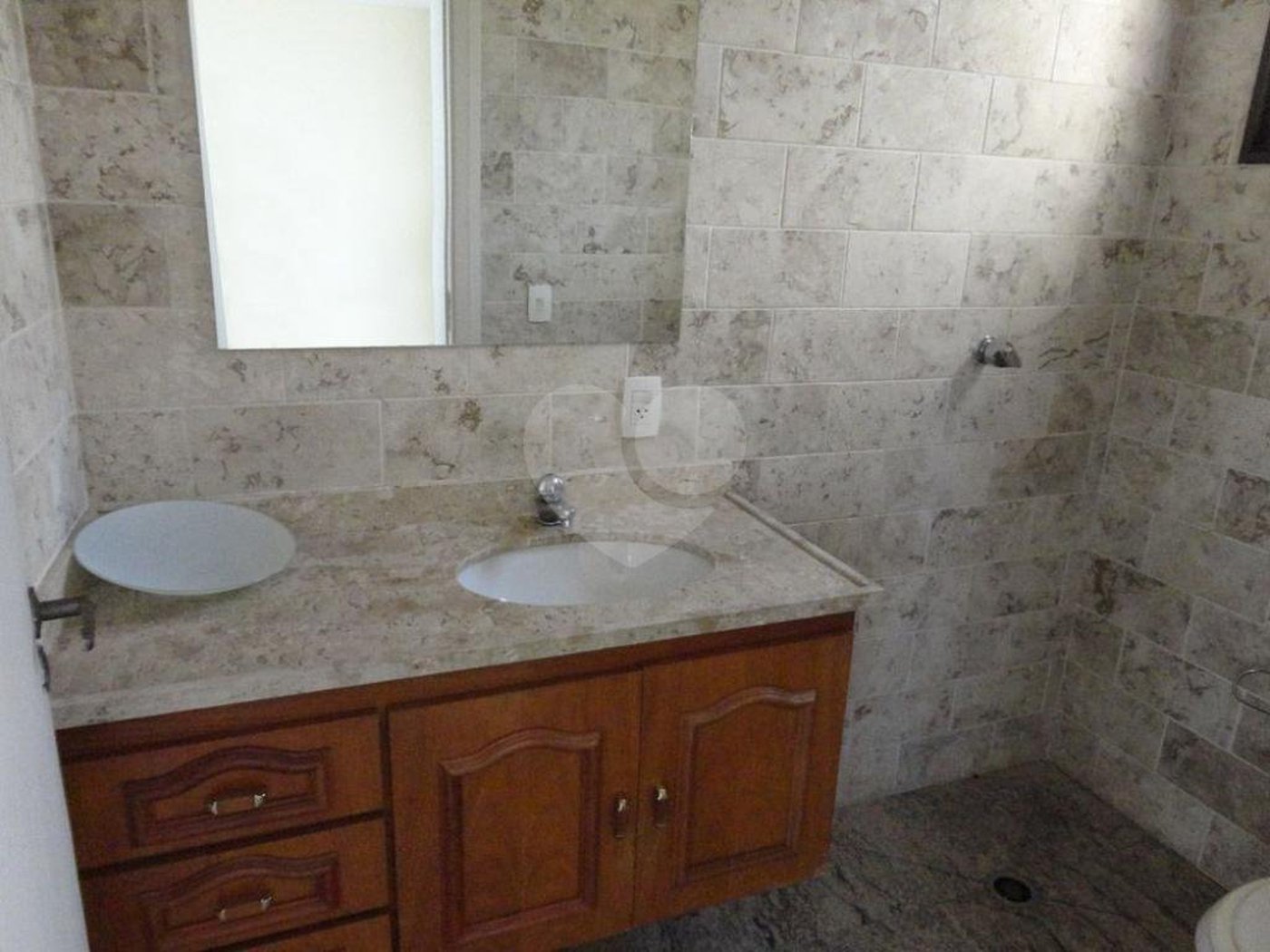 APARTAMENTO PARA VENDA OU LOCAÇÃO COM 6 DORMITÓRIOS ALTO PADRÃO