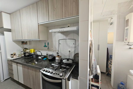Apartamento à venda com 3 quartos, sendo 1 suíte, em Jardim Marajoara, São Paulo, SP