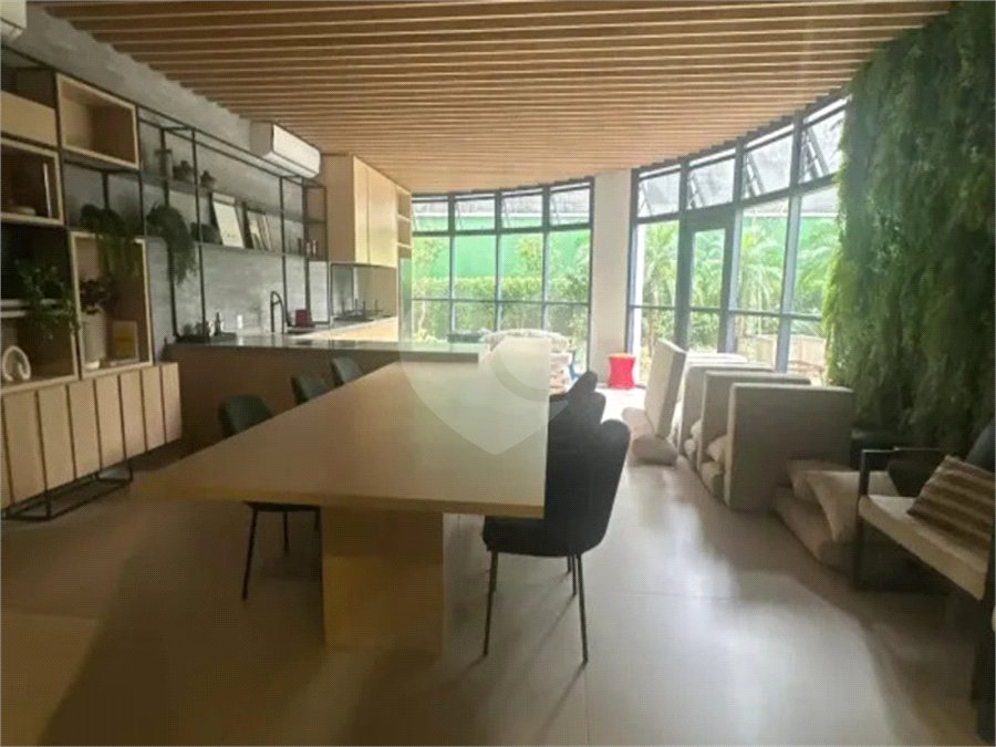 Apartamento à venda com 3 suítes em Campo Belo, São Paulo, SP