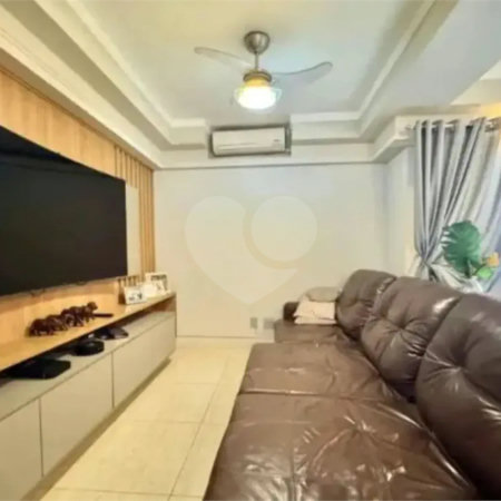 Apartamento à venda com 3 quartos, sendo 1 suíte,  em Jardim Irajá, Ribeirão Preto, SP