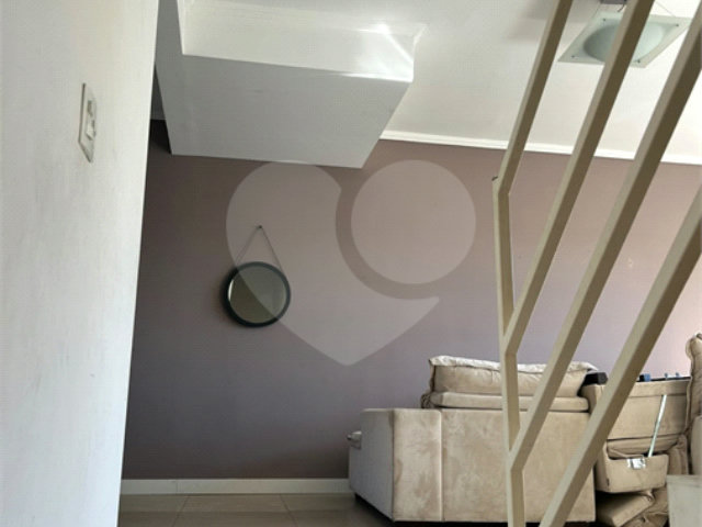 Casa à venda com 3 quartos, sendo 1 suíte,  no condomínio Village St. Louis, São Paulo - SP