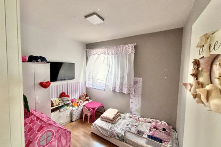 Casa à venda com 2 quartos, sendo 1 suíte, no condomínio Residencial Jasmin, Itapetininga - SP