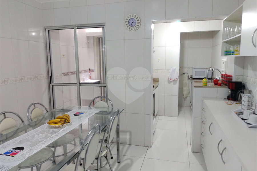 Sobrado à venda com 3 quartos em Jabaquara, São Paulo, SP