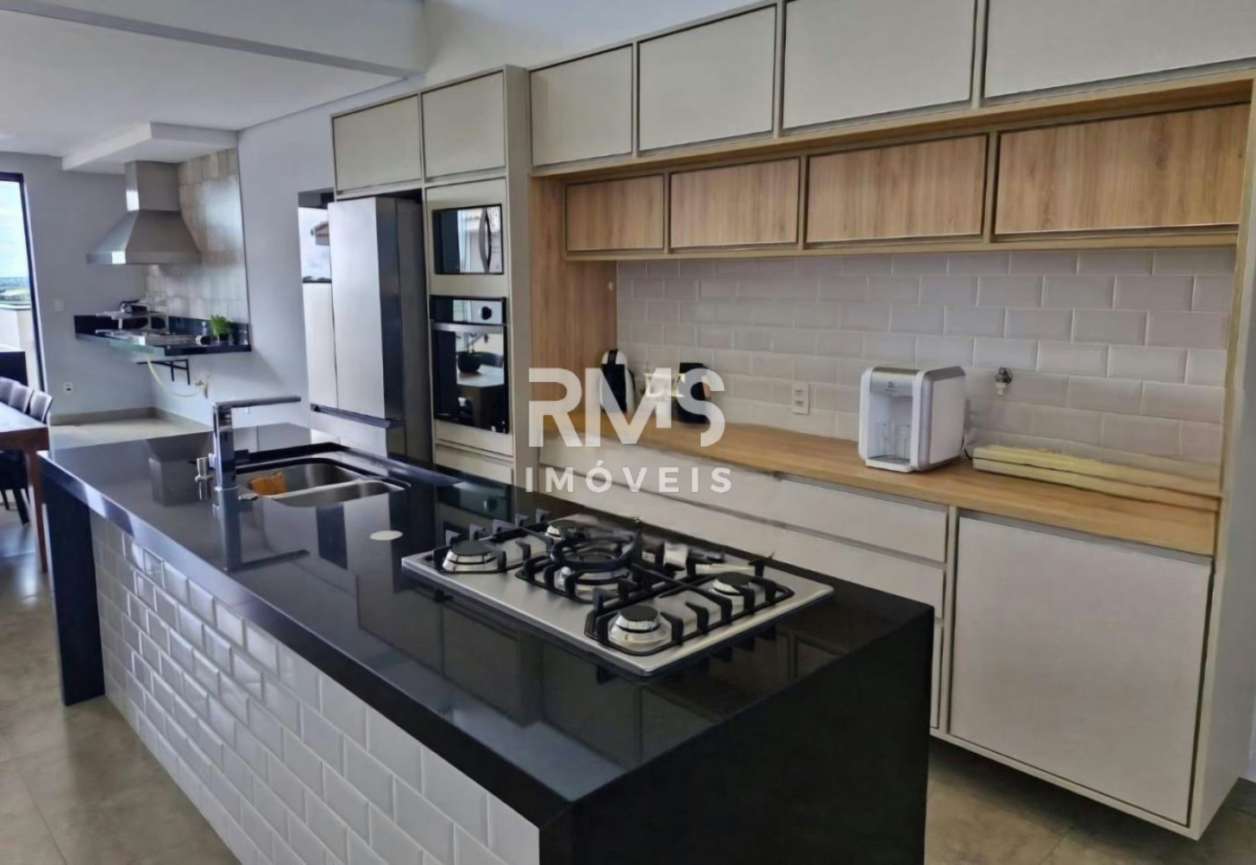 Casa à venda com 3 suítes no condomínio Residencial Saint Paul, Itu - SP