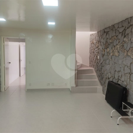 Sobrado à venda com 3 quartos em Santo Amaro, São Paulo, SP