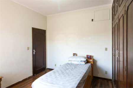 Casa à venda com 3 quartos, sendo 1 suíte, em Jardim São Luiz, Ribeirão Preto, SP