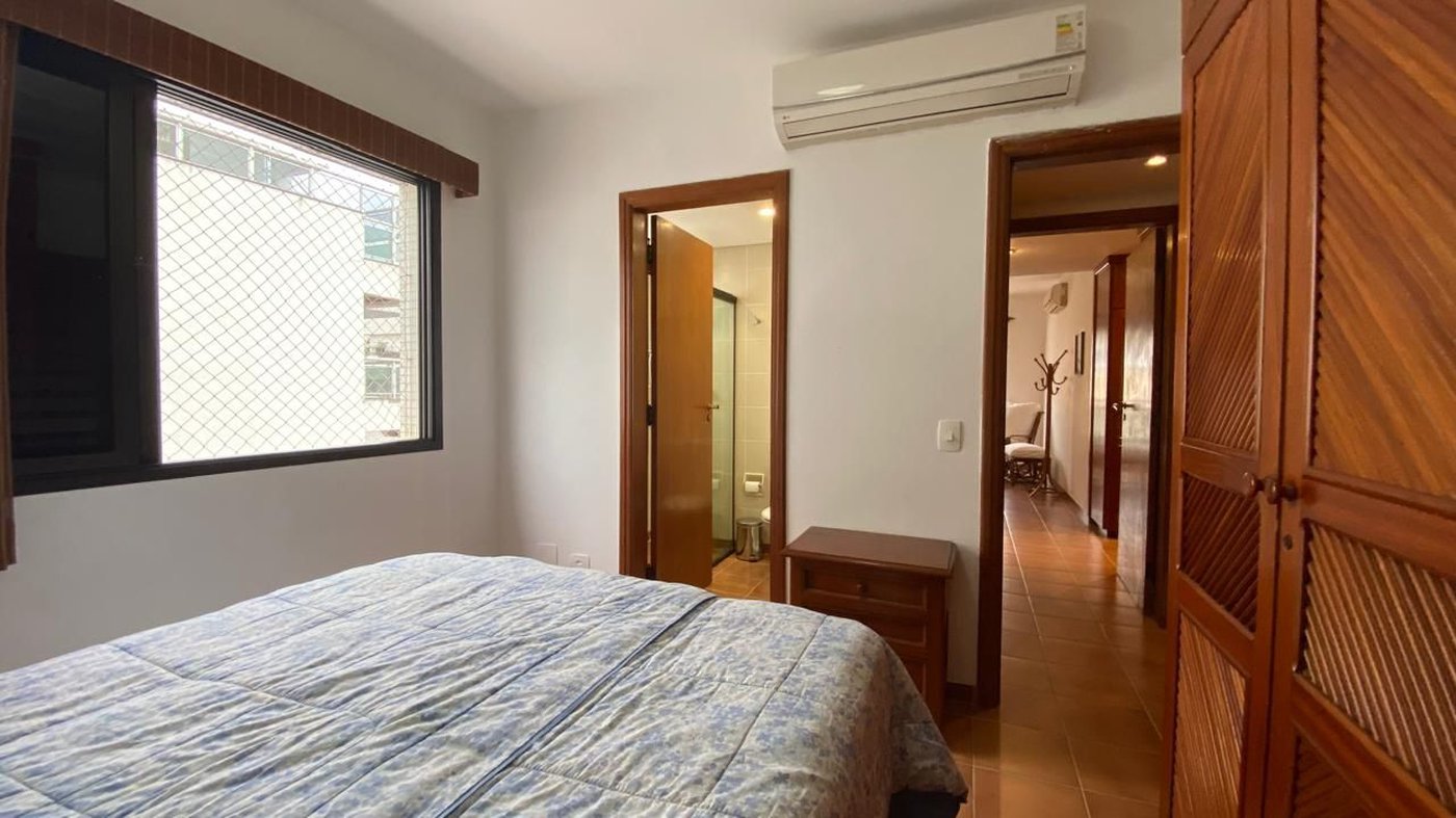 Apartamento com 3 dormitórios à venda, 170 m² por R$ 1.430.000,00 - Pitangueiras - Guarujá/SP