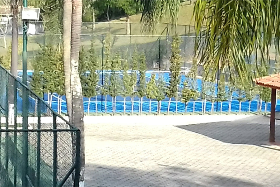 Casa à venda ou para alugar com 3 quartos, sendo 1 suíte, no condomínio Alpes de Caieiras, Caieiras - SP
