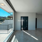Casa à venda com 3 quartos, sendo 3 suítes, no Condomínio Quintas da Boa Vista, Atibaia - SP