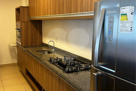 Apartamento à venda com 3 quartos, sendo 2 suítes, em Parque Reboucas, São Paulo, SP