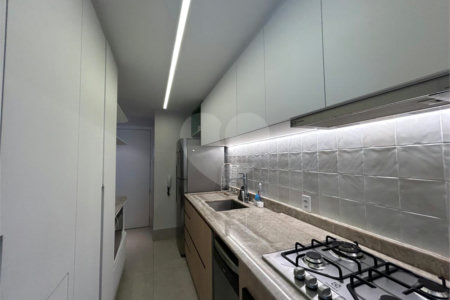 Apartamento à venda com 2 quartos, sendo 1 suíte, em Chácara Santo Antônio (zona Sul), São Paulo, SP