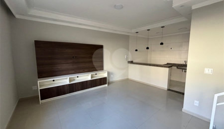 Casa em condomínio à venda com 2 suítes em Imirim, São Paulo, SP