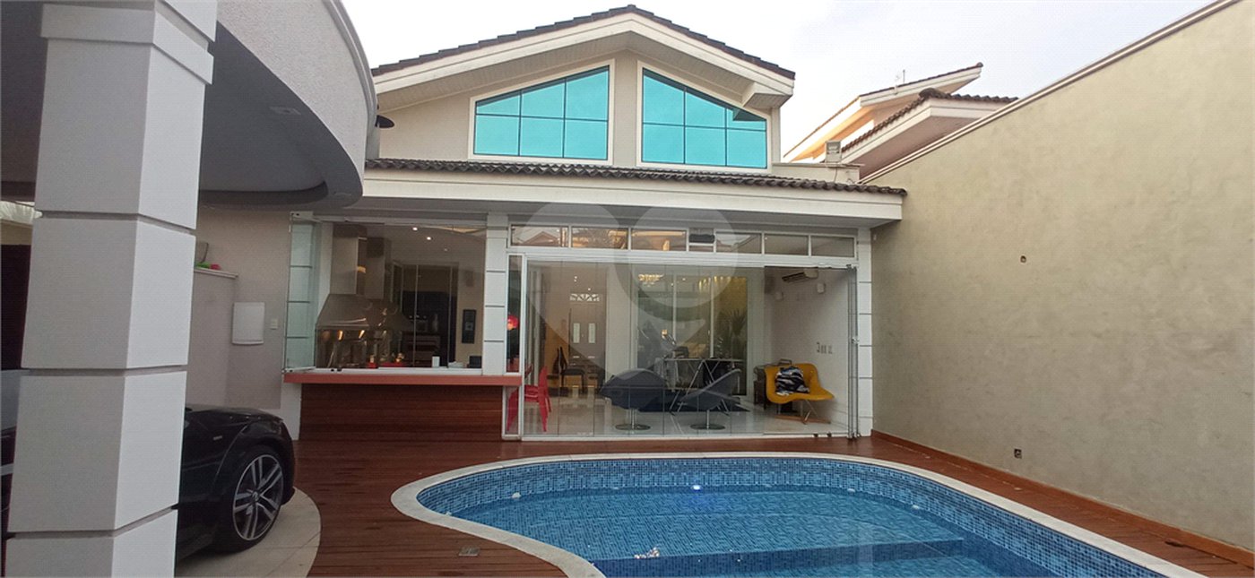 Casa à venda com 3 quartos no condomínio Granja Deolinda, Sorocaba - SP