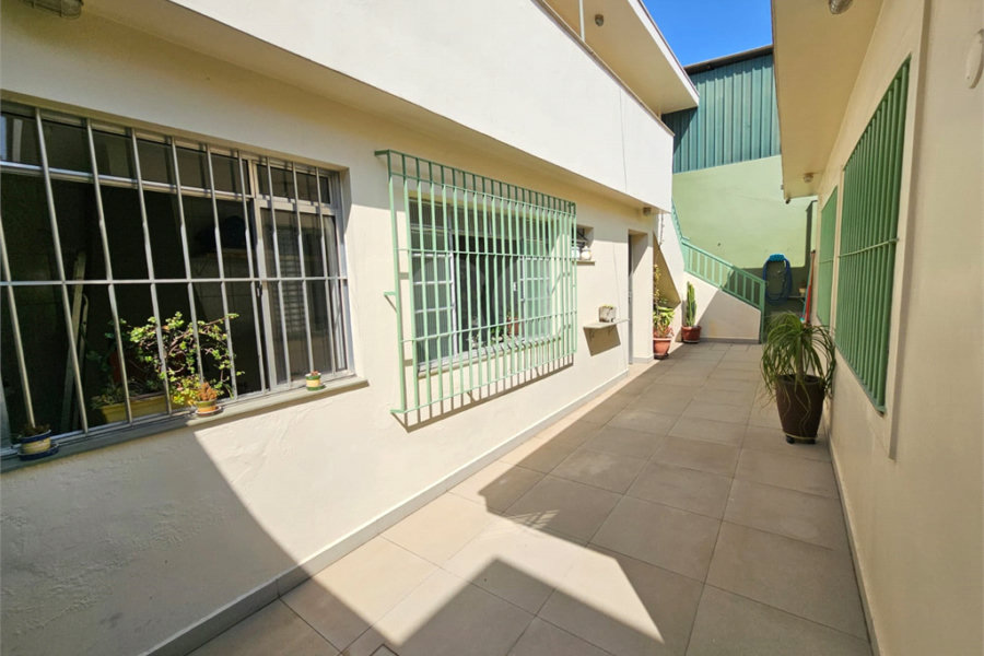 Casa Térrea à venda com 4 quartos, sendo 1 suíte, em Parque Edu Chaves, São Paulo, SP