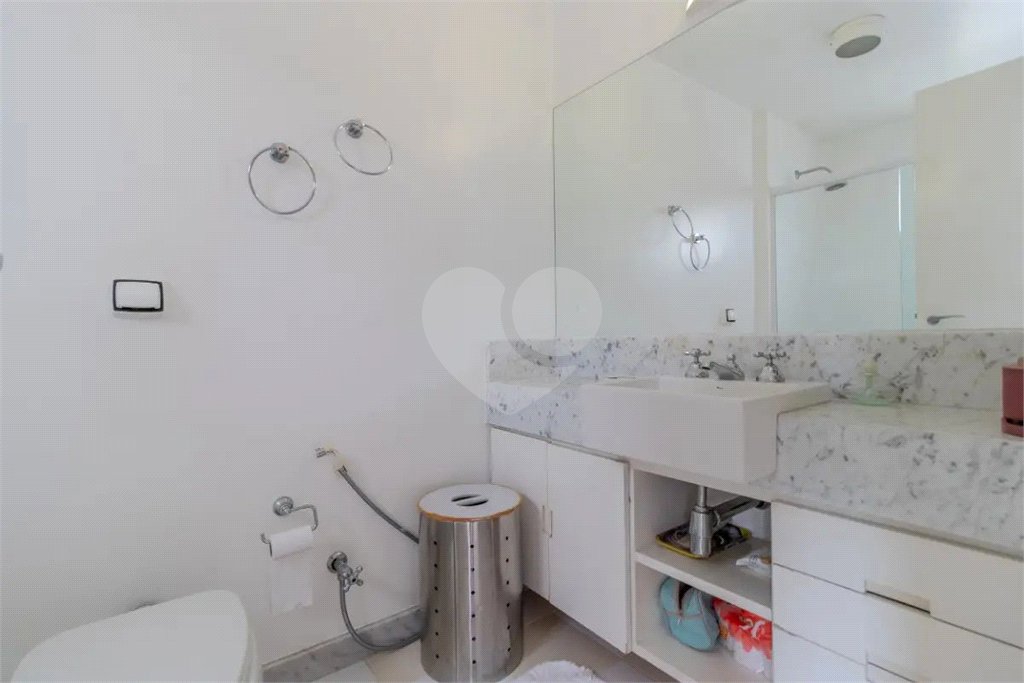 Apartamento à venda com 3 suítes em Vila Morumbi, São Paulo, SP