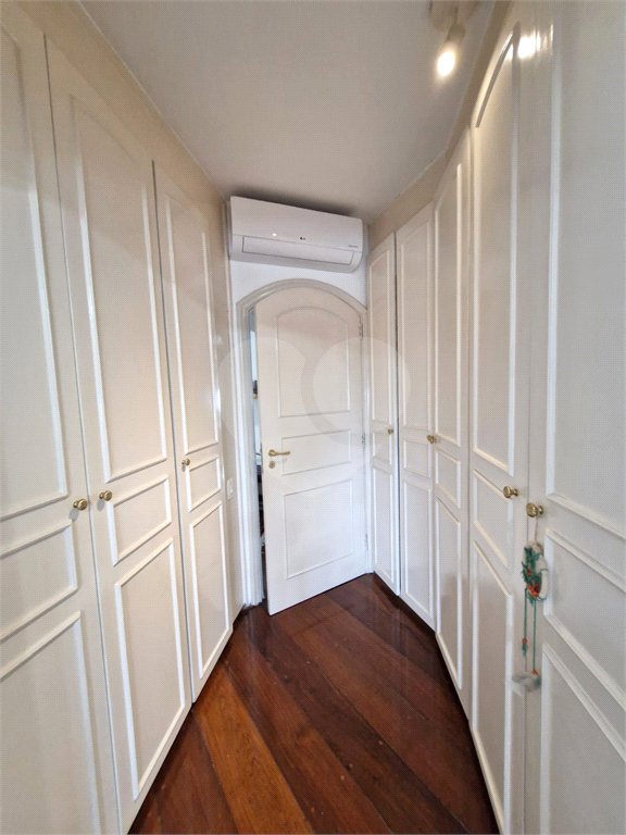 Cobertura à venda ou para alugar com 5 quartos, sendo 4 suítes,  em Jardim Marajoara, São Paulo, SP