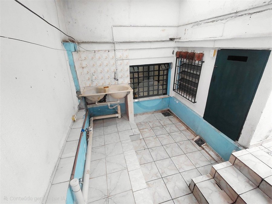 Sobrado à venda com 3 quartos, sendo 1 suíte, em Vila Constança, São Paulo, SP