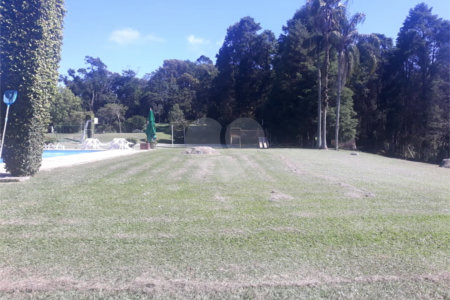 Chácara à venda com 3 quartos, sendo 2 suítes,  em Vila Darcy Penteado (mailasqui), São Roque, SP