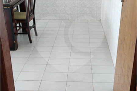 Sobrado à venda com 3 quartos, sendo 1 suíte, em Ressaca, Atibaia, SP