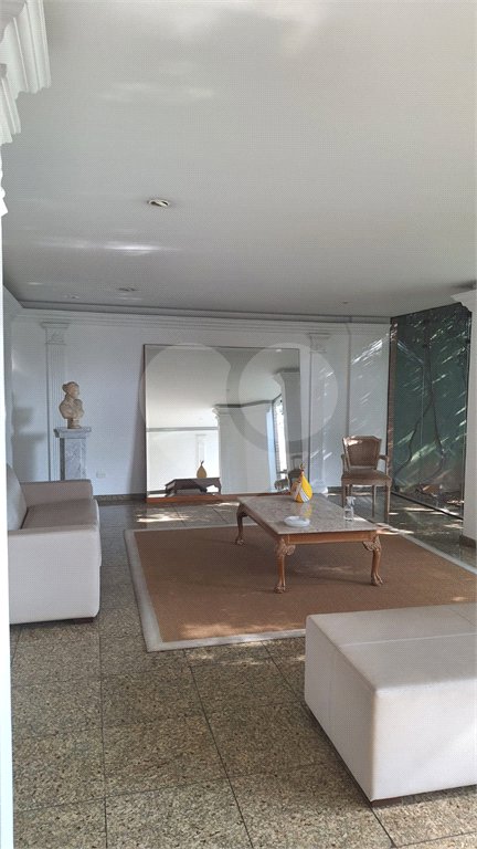 Apartamento à venda com 3 suítes em Pacaembu, São Paulo, SP