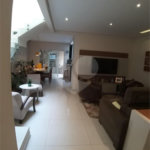 Casa à venda com 3 quartos, sendo 1 suíte, em Saúde, São Paulo, SP