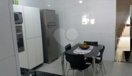 Sobrado à venda com 2 quartos, sendo 1 suíte,  em Santana, São Paulo, SP
