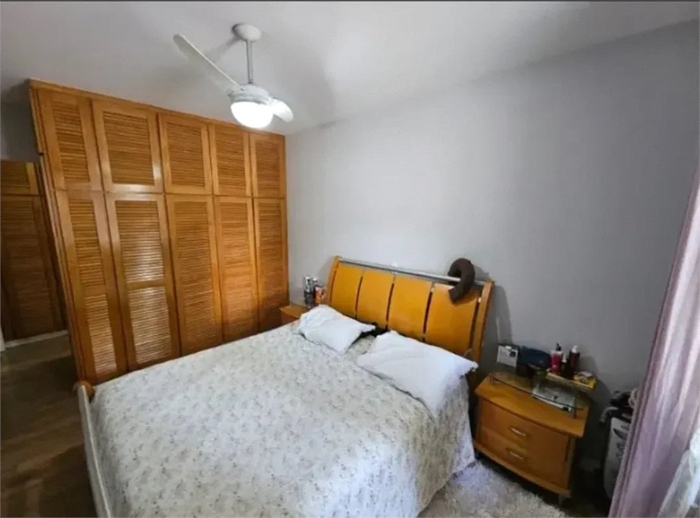 Casa à venda com 3 quartos, sendo 2 suítes, no condomínio Vila Borghese, São Paulo - SP