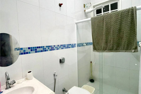 Casa à venda com 4 quartos, sendo 3 suítes, no condomínio Fazenda Cantagalo, Rio de Janeiro - RJ