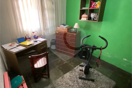 Casa à venda com 3 quartos, sendo 1 suíte, em Vila Correa, Ferraz de Vasconcelos, SP