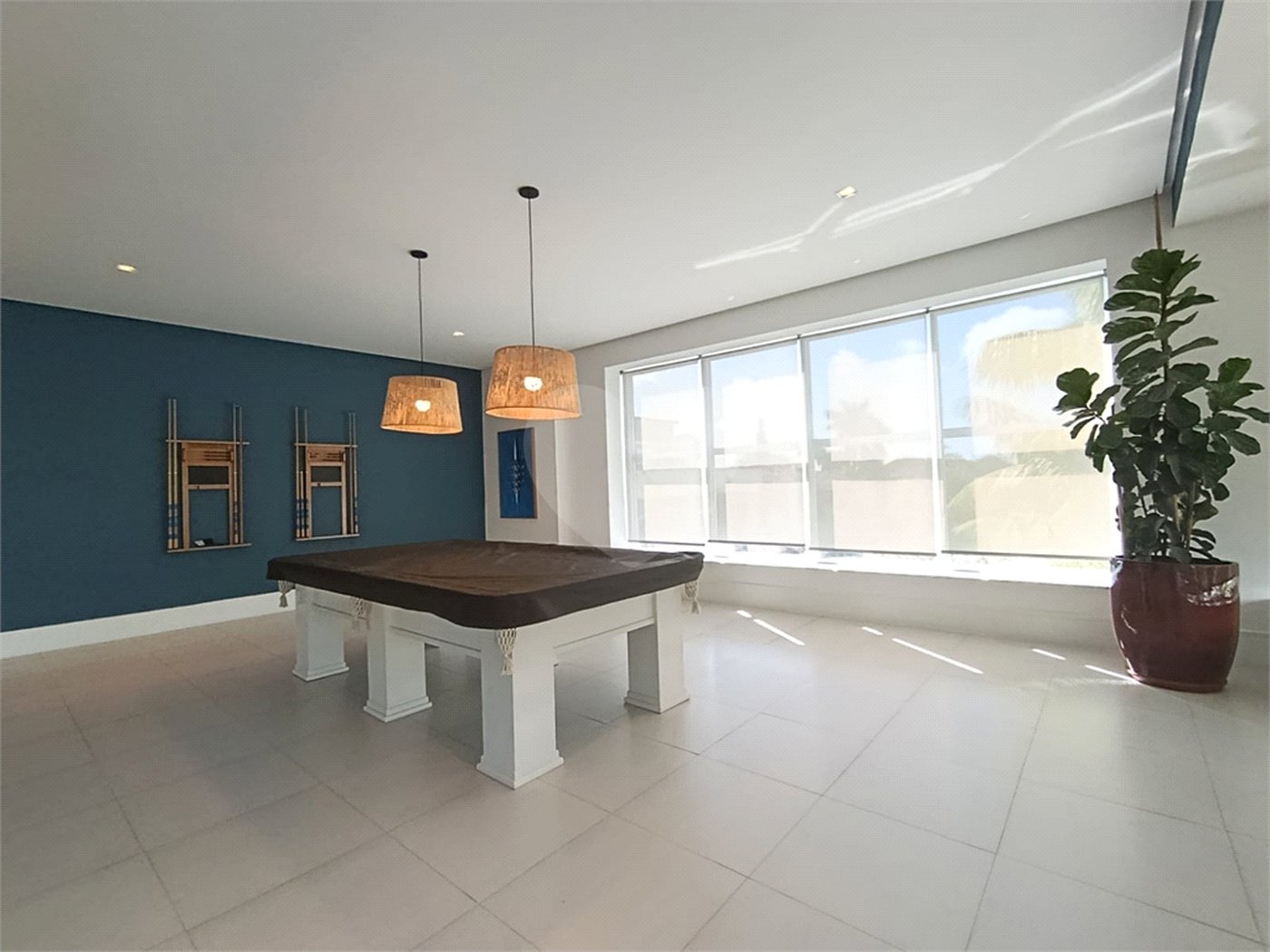 Apartamento para alugar com 3 suítes em Jardim Virgínia, Guarujá, SP