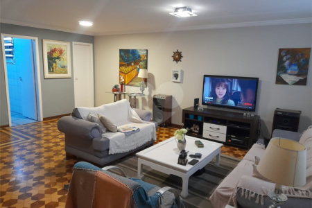 Sobrado à venda com 3 quartos, sendo 1 suíte, em Jardim Caravelas, São Paulo, SP