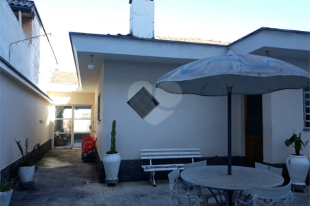 Casa à venda com 4 quartos, sendo 2 suítes, em Vila Paulicéia, São Paulo, SP