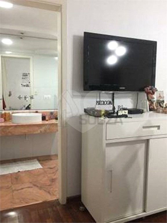 Casa à venda com 4 quartos, sendo 3 suítes, no condomínio Residencial Nova Cantareira, São Paulo - SP
